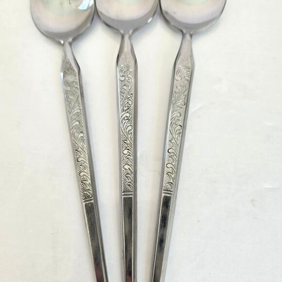 Stanley Roberts Winthrop Soup Spoons Set of 3 WM Dalton Japan Stainless Steel - Picture 2 of 10